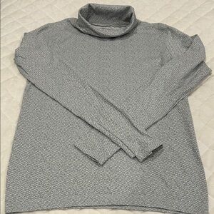 Athleta Gray Patterned Turtleneck